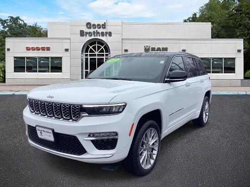 2023 Jeep Grand Cherokee Summit