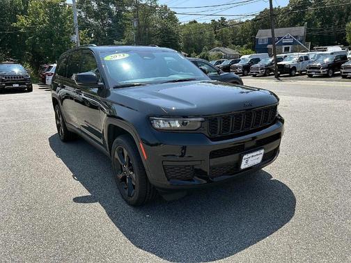 2023 Jeep Grand Cherokee L Laredo