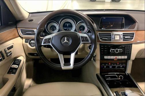 2014 Mercedes-Benz E-Class 4MATIC