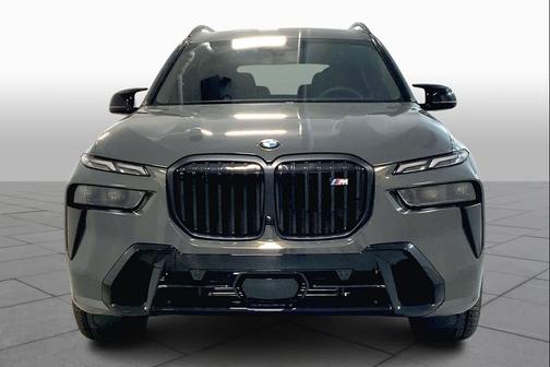 2026 BMW X7 M60i