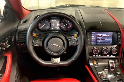 2014 Jaguar F-TYPE V8 S