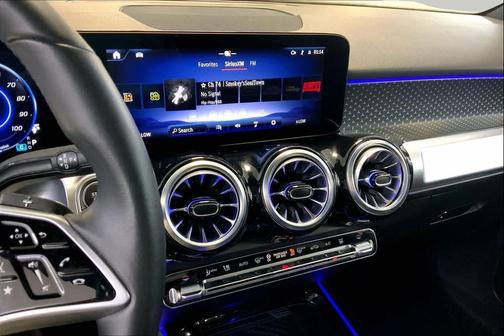 Cirrus Silver Metallic 2024 Mercedes-Benz EQB 300 4MATIC