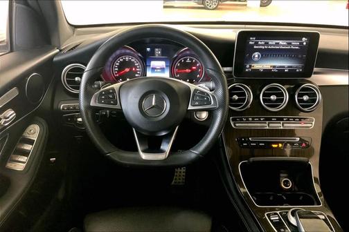 2018 Mercedes-Benz GLC 300 4MATIC