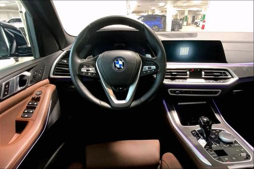 Black Sapphire Metallic 2022 BMW X5 PHEV xDrive45e