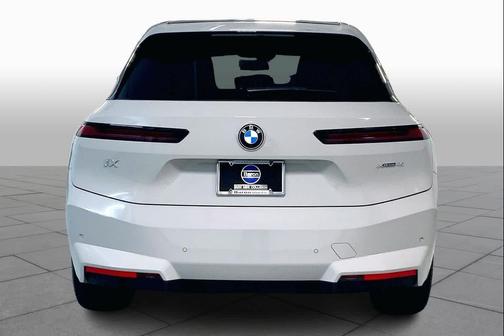 2026 BMW iX xDrive45