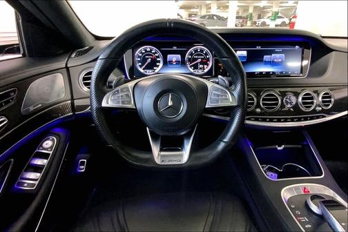 designo Diamond White Metallic 2017 Mercedes-Benz AMG S 63 4MATIC