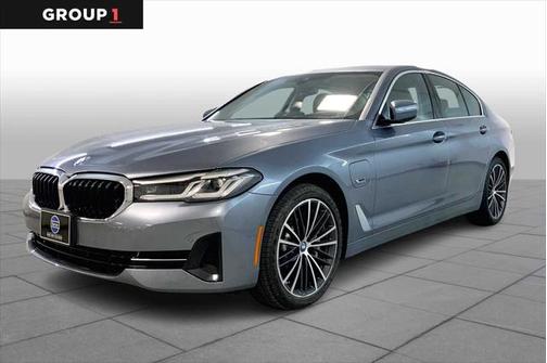 2022 BMW 530e Base