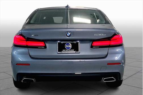 2022 BMW 530e Base
