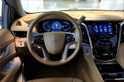 2017 Cadillac Escalade Platinum