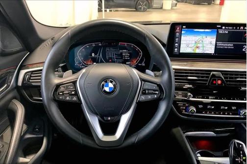 2022 BMW 530 i xDrive