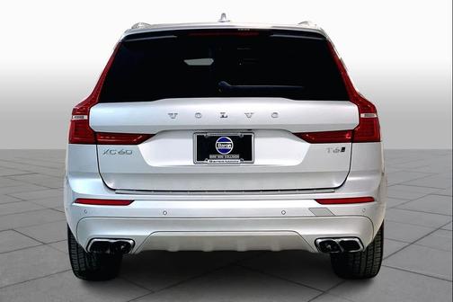 2019 Volvo XC60 T6 Momentum