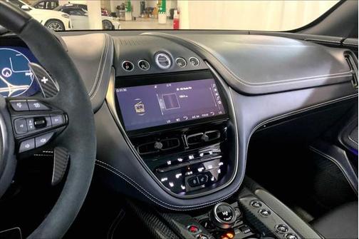 2023 Aston Martin DBX 707