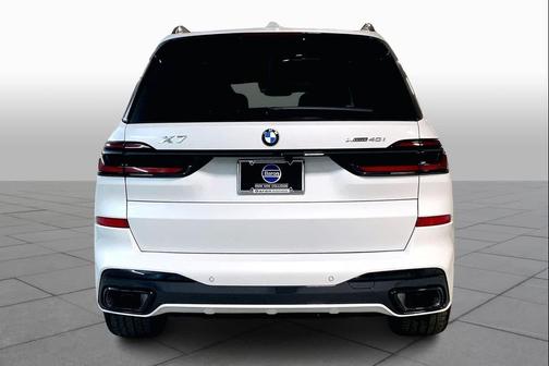 2026 BMW X7 xDrive40i