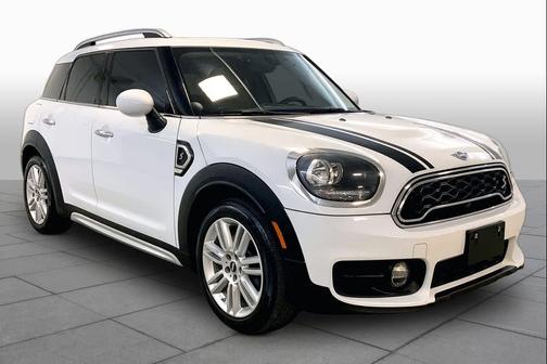 Light White 2019 MINI Countryman Cooper S