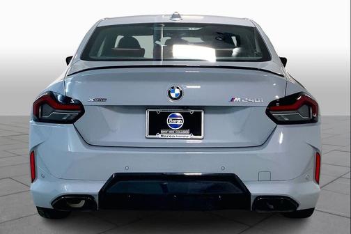 2025 BMW M240 i xDrive