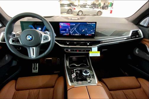 2026 BMW X7 M60i