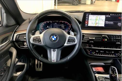 2022 BMW 530 i xDrive