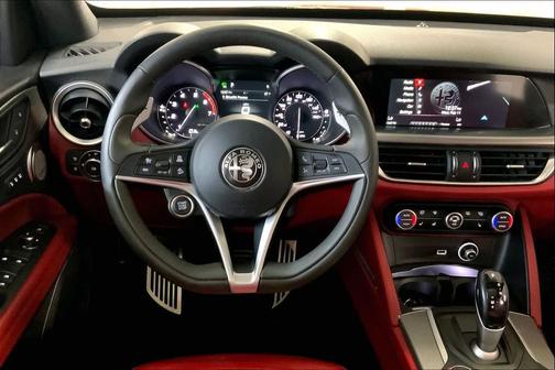 2018 Alfa Romeo Stelvio Ti Sport