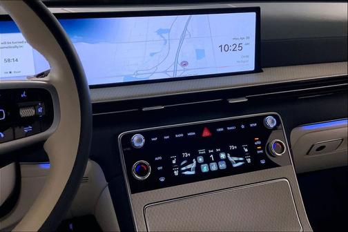 Uyuni White 2026 Genesis GV80 3.5T