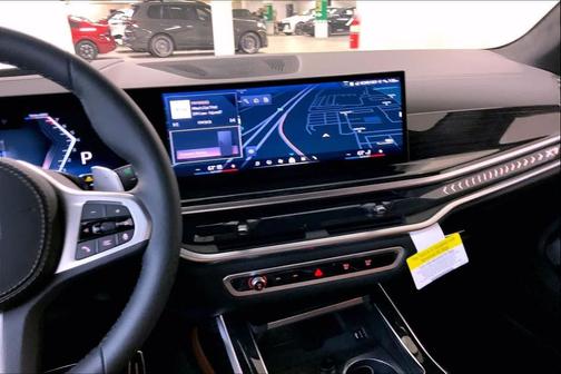 Carbon Black Metallic 2026 BMW X7 xDrive40i