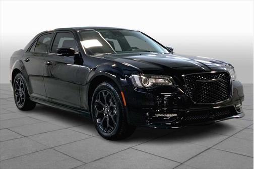 2023 Chrysler 300 Touring