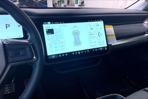 2023 Rivian R1S Adventure