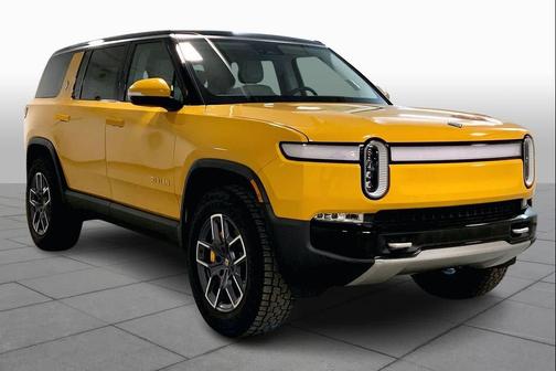 2023 Rivian R1S Adventure