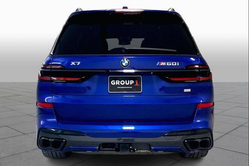 2025 BMW X7 M60i