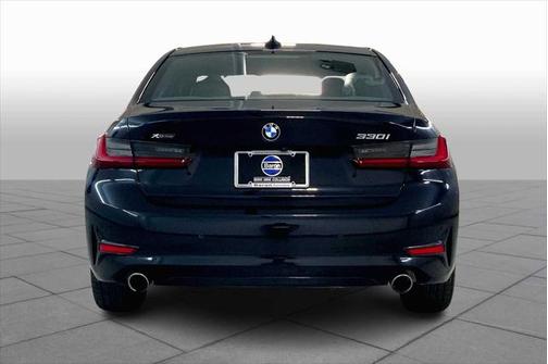 2022 BMW 330 xDrive