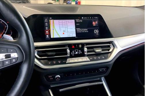 2022 BMW 330 xDrive