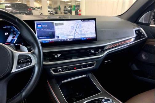 2024 BMW X5 M60i
