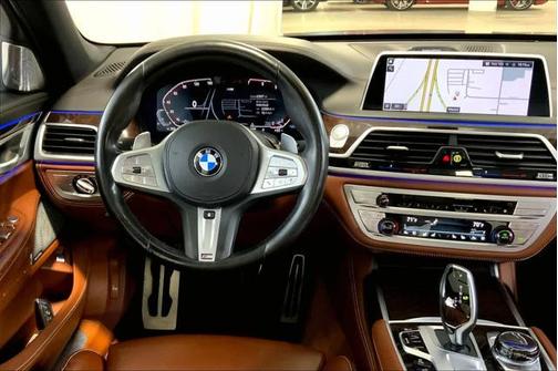 2022 BMW 750 i xDrive