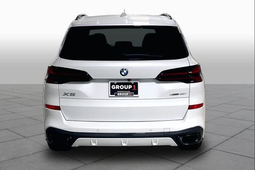 WHITE 2024 BMW X5 xDrive40i