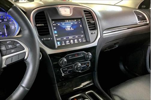 2016 Chrysler 300C Base