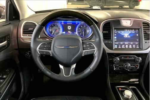 2016 Chrysler 300C Base