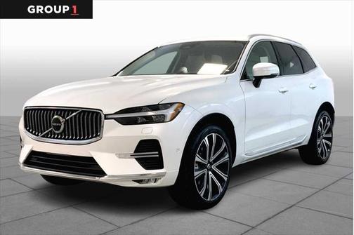 2023 Volvo XC60 B5 Ultimate Bright Theme
