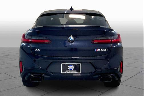2023 BMW X4 M40i