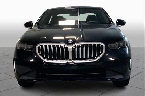 Black Sapphire Metallic 2026 BMW 530 xDrive