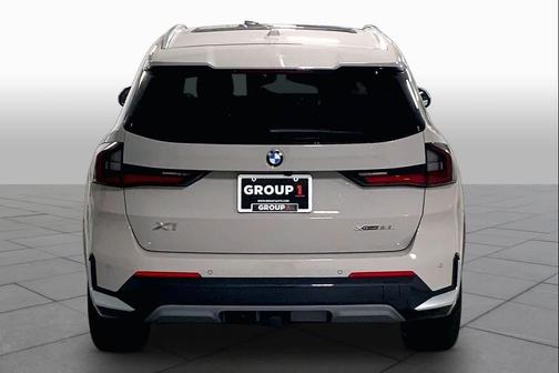 Dune Grey Metallic 2026 BMW X1 xDrive28i