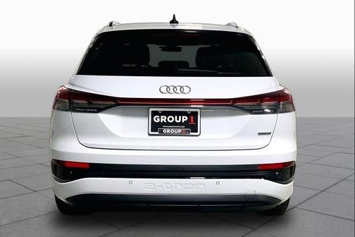 Glacier White Metallic 2024 Audi Q4 e-tron Premium Plus 55 quattro