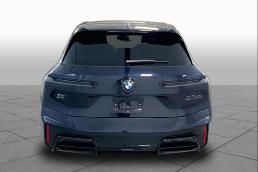 Carbon Black Metallic 2026 BMW iX M70