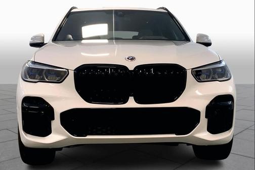2023 BMW X5 M50i