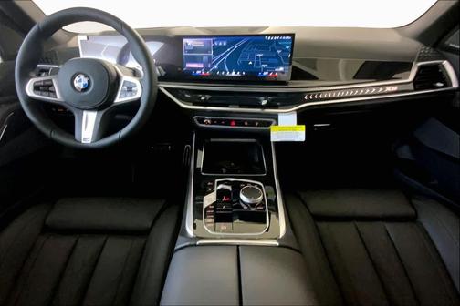 Manhattan Green Metallic 2026 BMW X5 xDrive40i