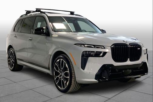 2023 BMW X7 M60i