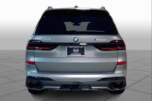 2026 BMW X7 M60i