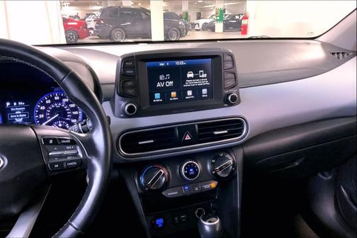 2020 Hyundai KONA SEL