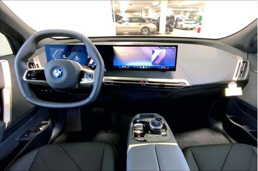 2025 BMW iX xDrive50
