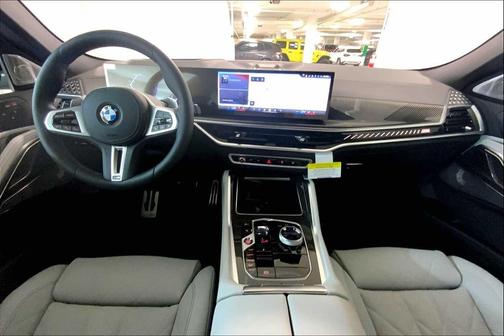 2026 BMW X6 M60i