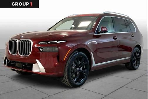 Aventurin Red Metallic 2026 BMW X7 xDrive40i