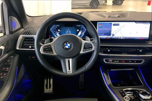 2024 BMW X5 M60i